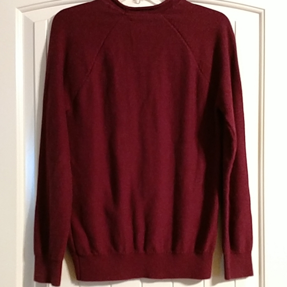 Abercrombie and Fitch pullover sweater - Picture 4 of 4